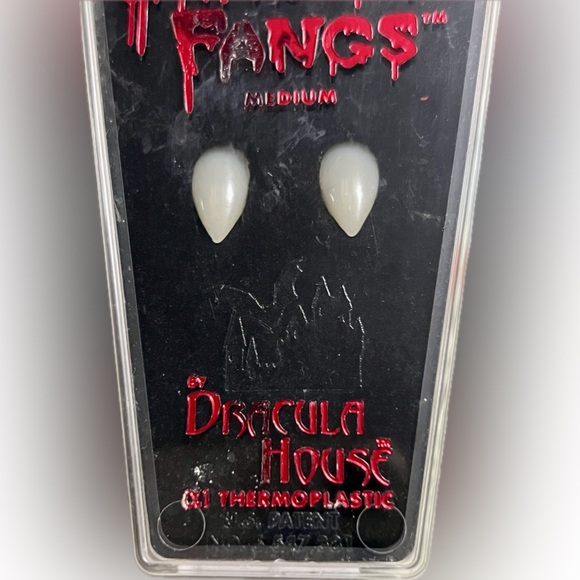 Custom Designer Dracula Fangs by Dracula House Sealed in box 2003 NOS Halloween - Picture 12 of 13